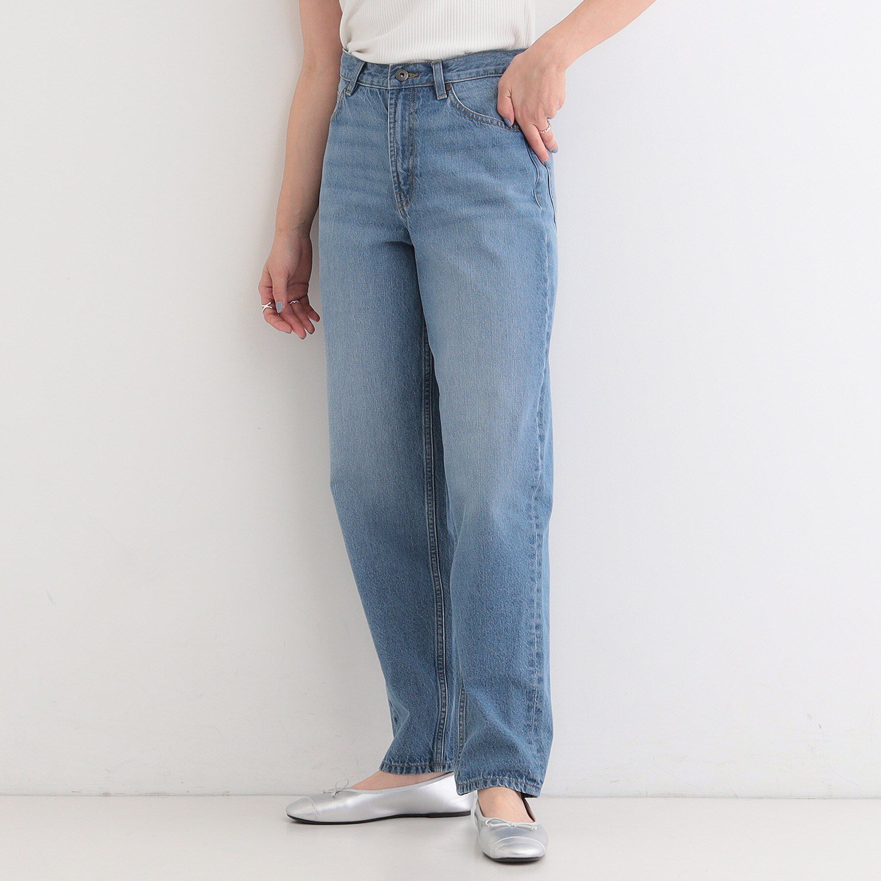 SHOO･LA･RUE「【SHOO・LA・RUE DENIM】大人のきれいめカジュアルに デニムテーパードパンツ」|デニム|