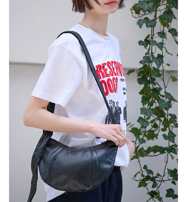 Rouge vif「【Ampersand / アンパサンド】Soft croissant bag S」|トートバッグ|ブラック