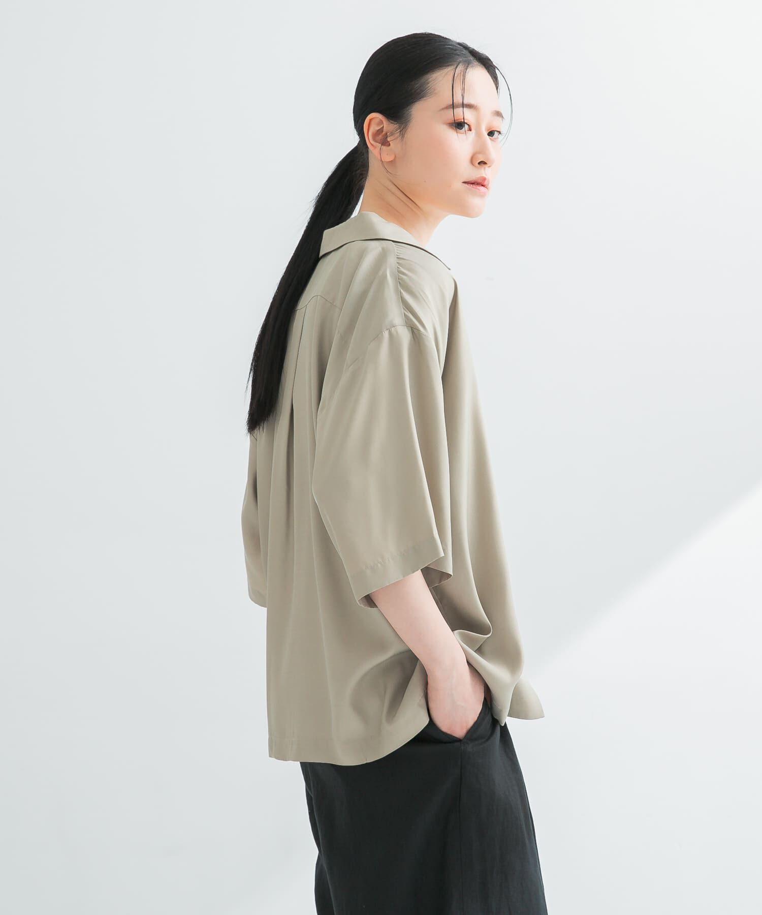 URBAN RESEARCH「『接触冷感』キュプラオープンカラーシャツ」|シャツ・ブラウス|