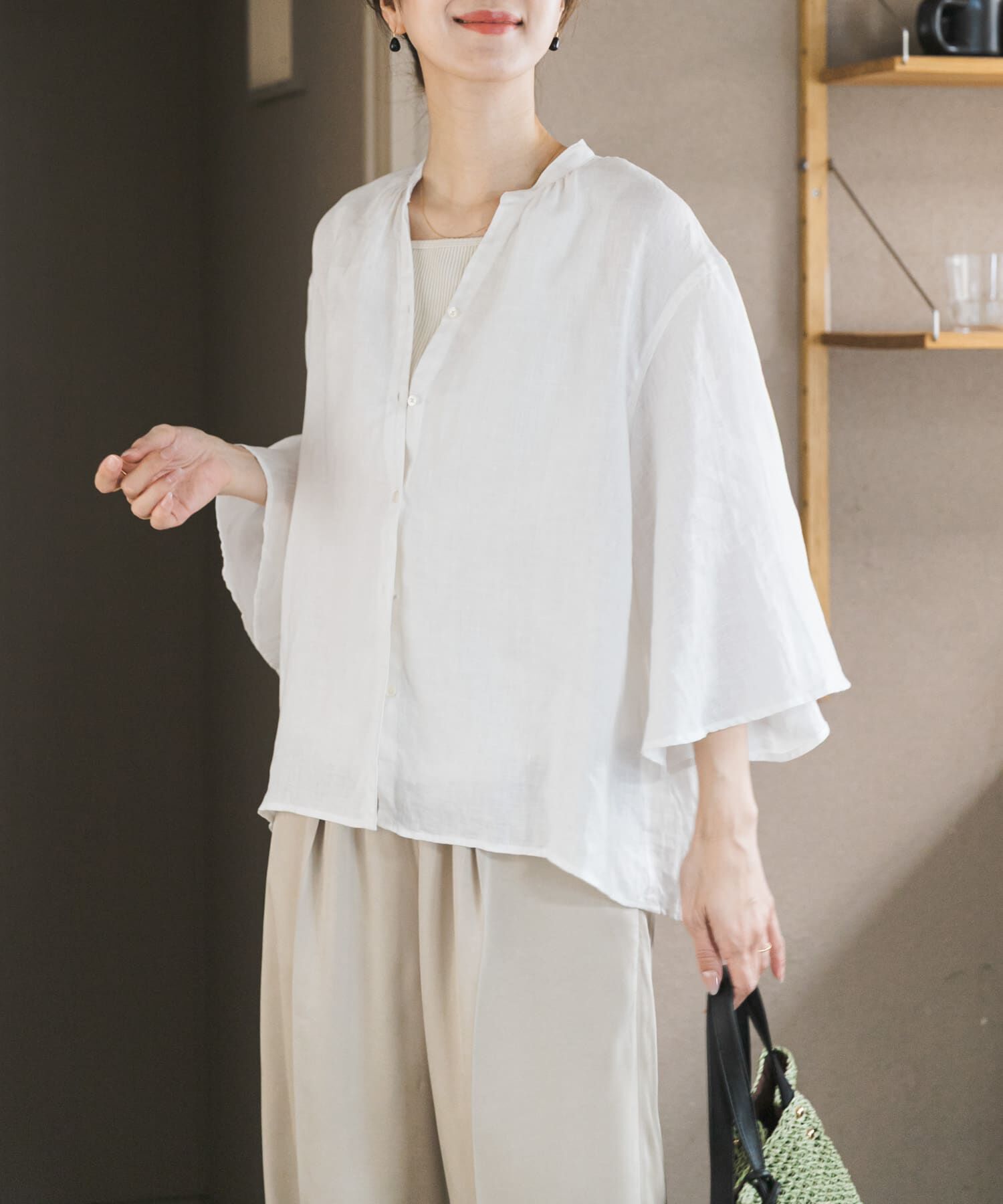 URBAN RESEARCH DOORS「リネンフレアスリーブブラウス」|シャツ・ブラウス|
