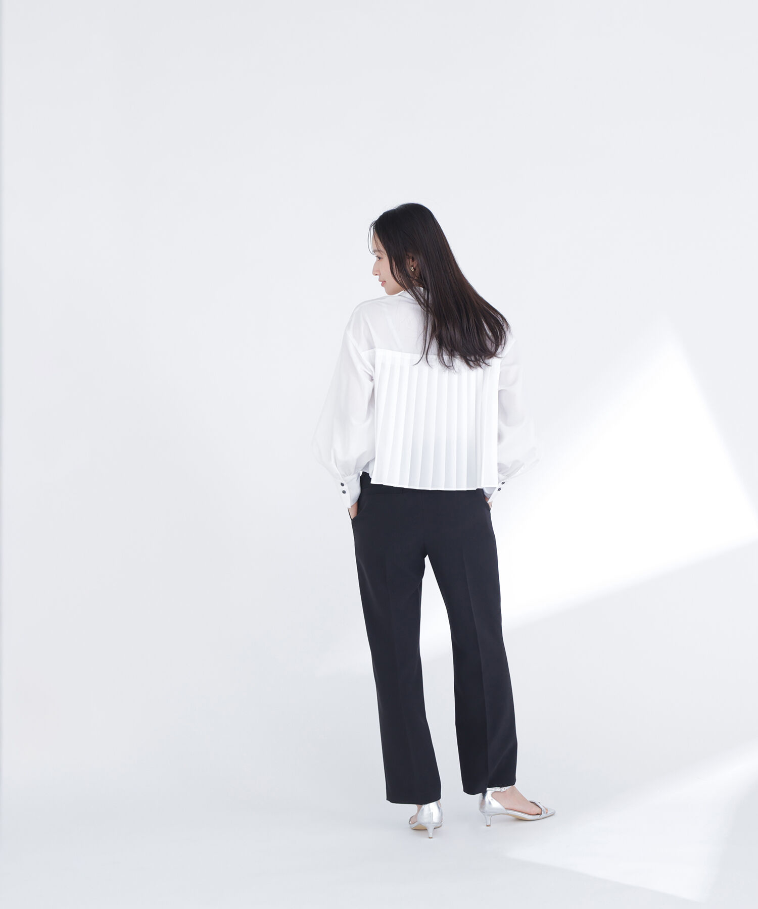  「スタイルアップストレートパンツ」|その他|
