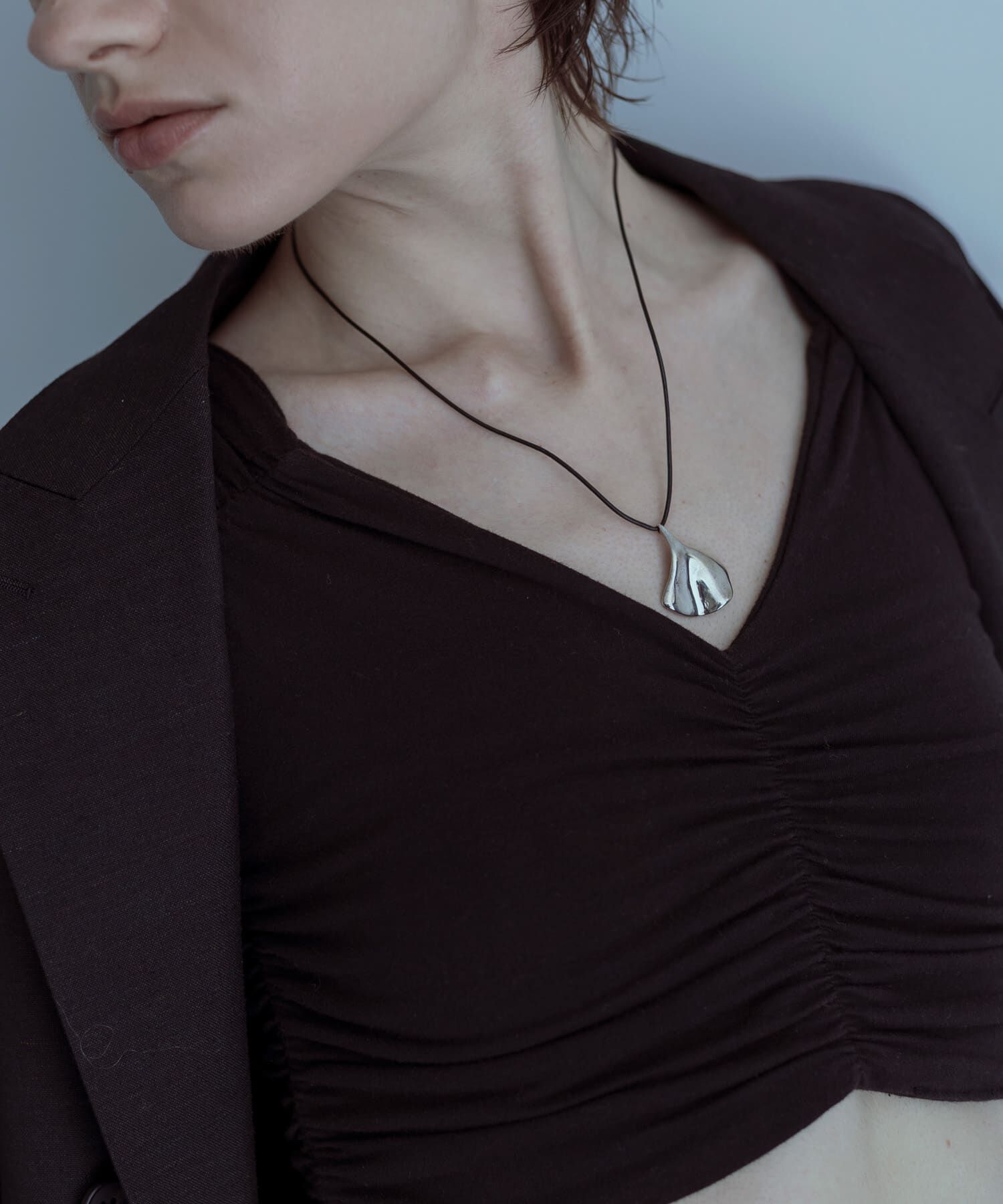 SMELLY「SMELLY so&rsquo;　frill piece cord necklace」|ネックレス|