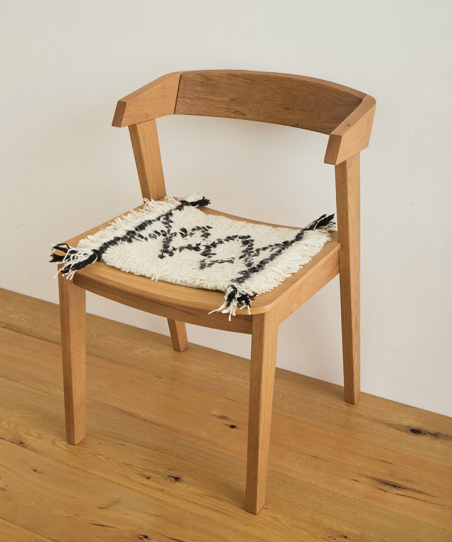 URBAN RESEARCH DOORS「RugRu　MONICA Chair Rug」|クッション・クッションカバー|