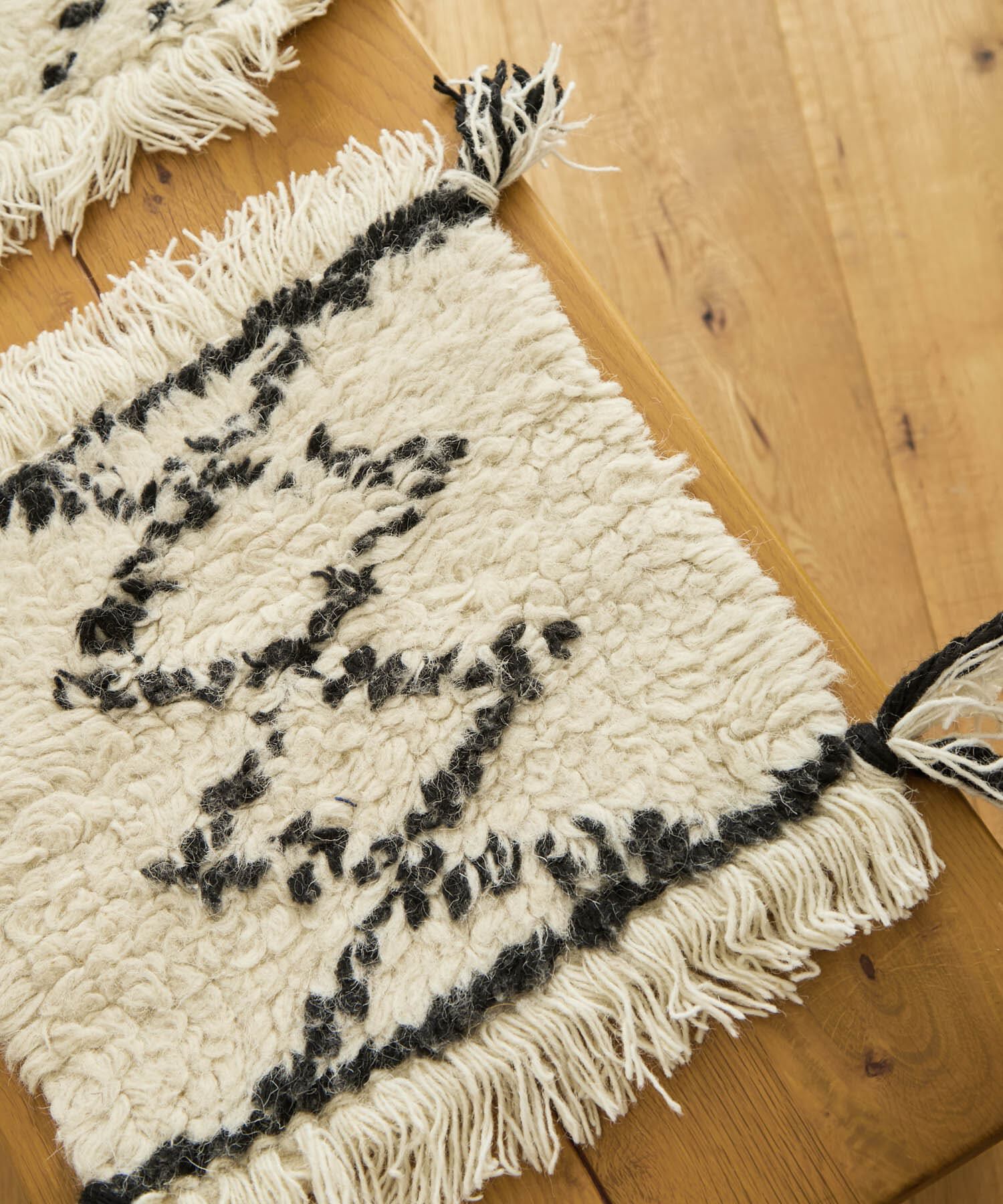 URBAN RESEARCH DOORS「RugRu　MONICA Chair Rug」|クッション・クッションカバー|