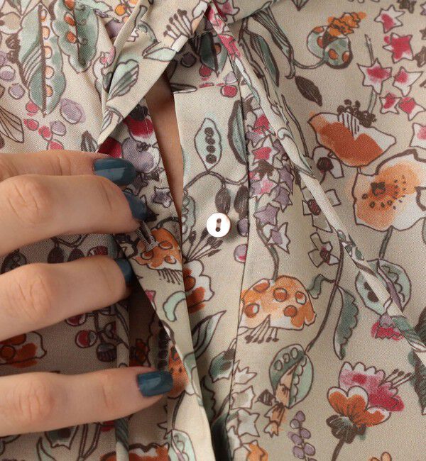 TOMORROWLAND collection「オーマリーフプリント ストリングボウタイブラウス」|シャツ・ブラウス|