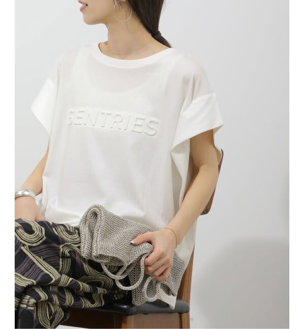 JOURNAL STANDARD relume「《予約》 エンボスロゴフレンチスリーブTシャツ」|Tシャツ・カットソー|ホワイト