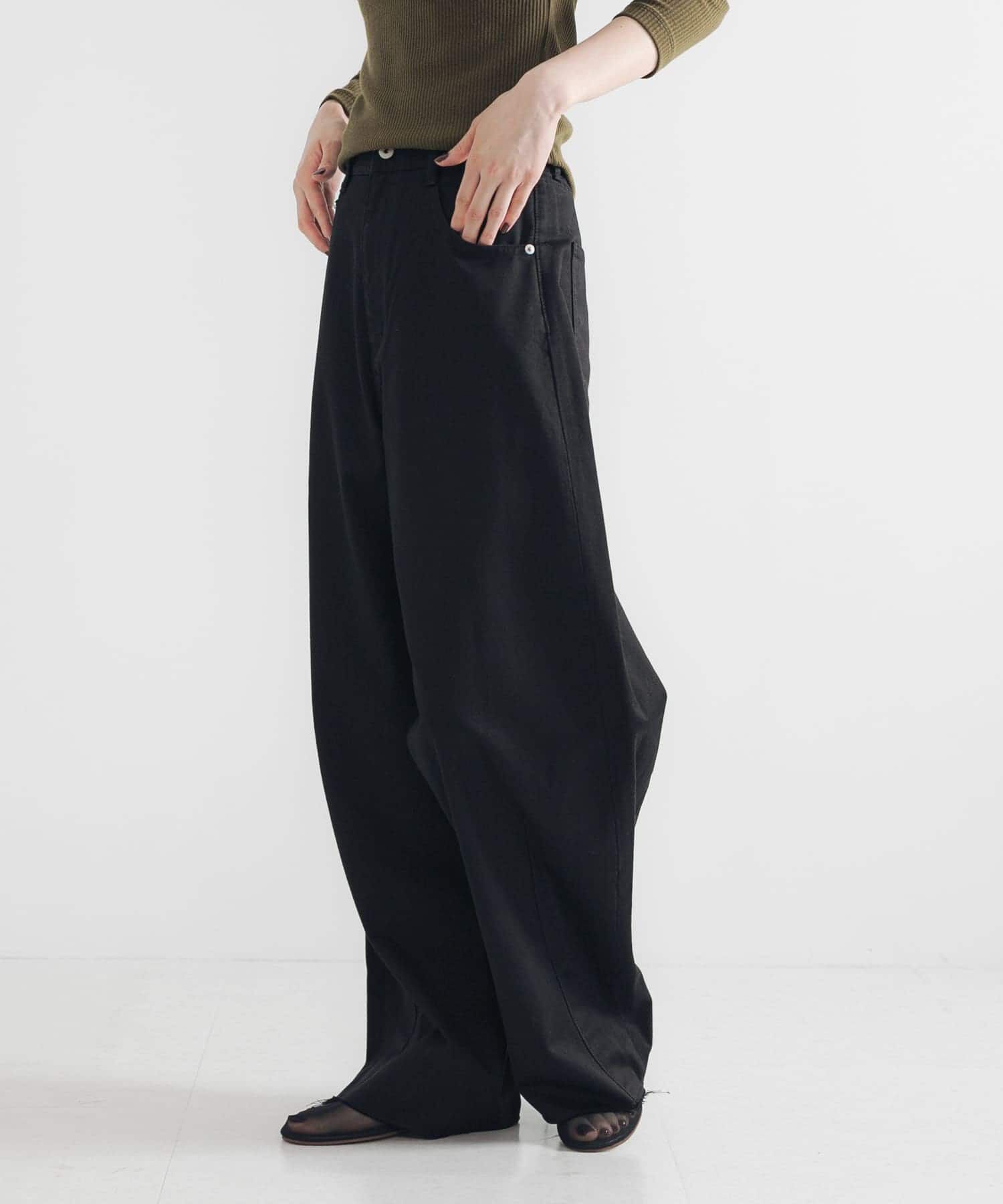 URBAN RESEARCH「コットンサテンカットオフカーブパンツ」|その他|