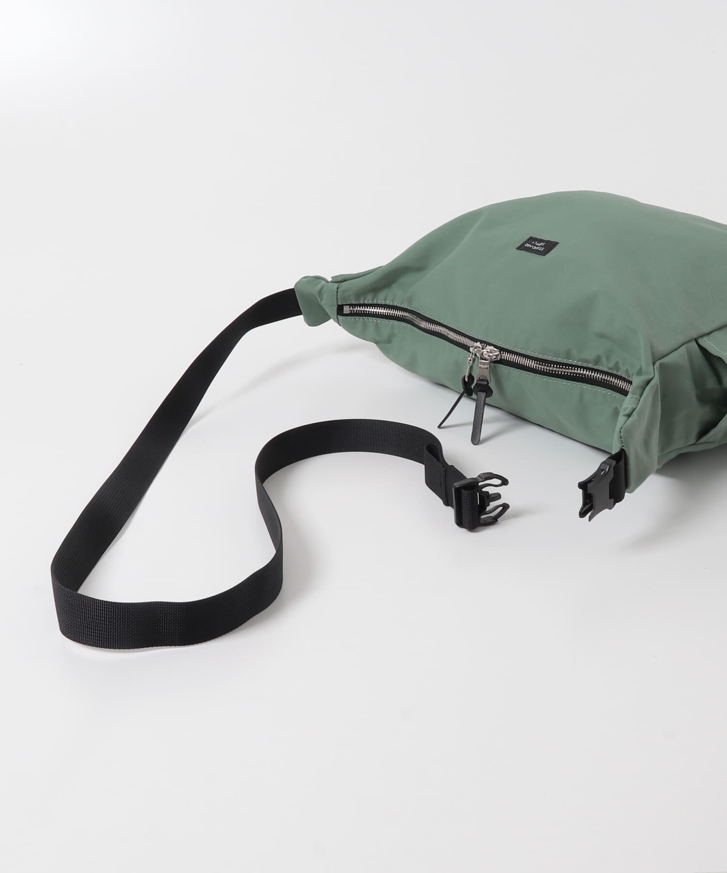 URBAN RESEARCH DOORS「STANDARD SUPPLY　TRIANGLE SHOULDER」|ショルダー・メッセンジャー|