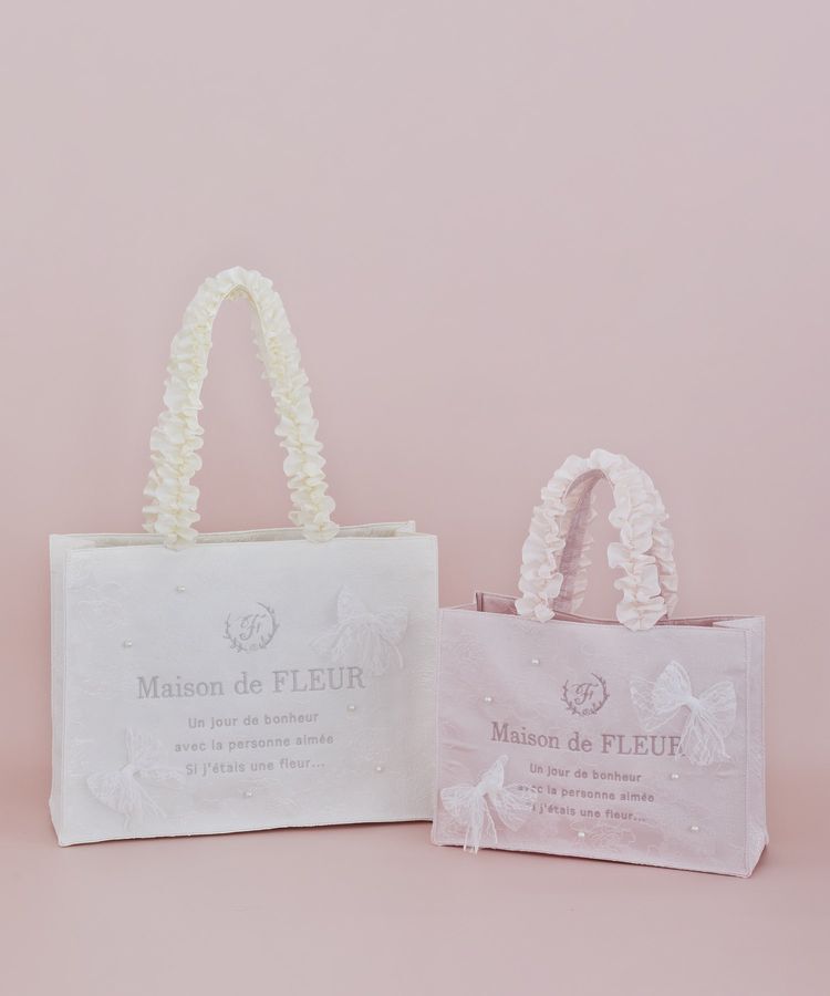 Maison de FLEUR「レースリボンフリルハンドルスクエアトートMバッグ」|トートバッグ|
