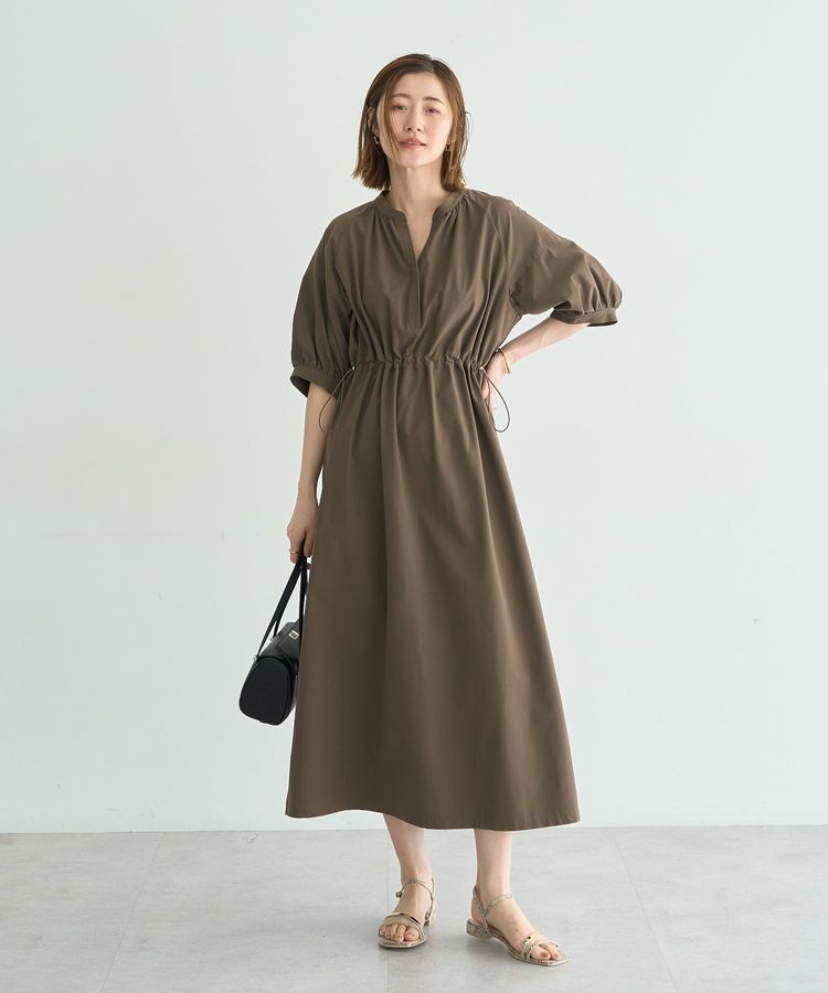 YECCA VECCA「【UVカット】ドロストギャザー袖ワンピース」|ワンピース|Brown