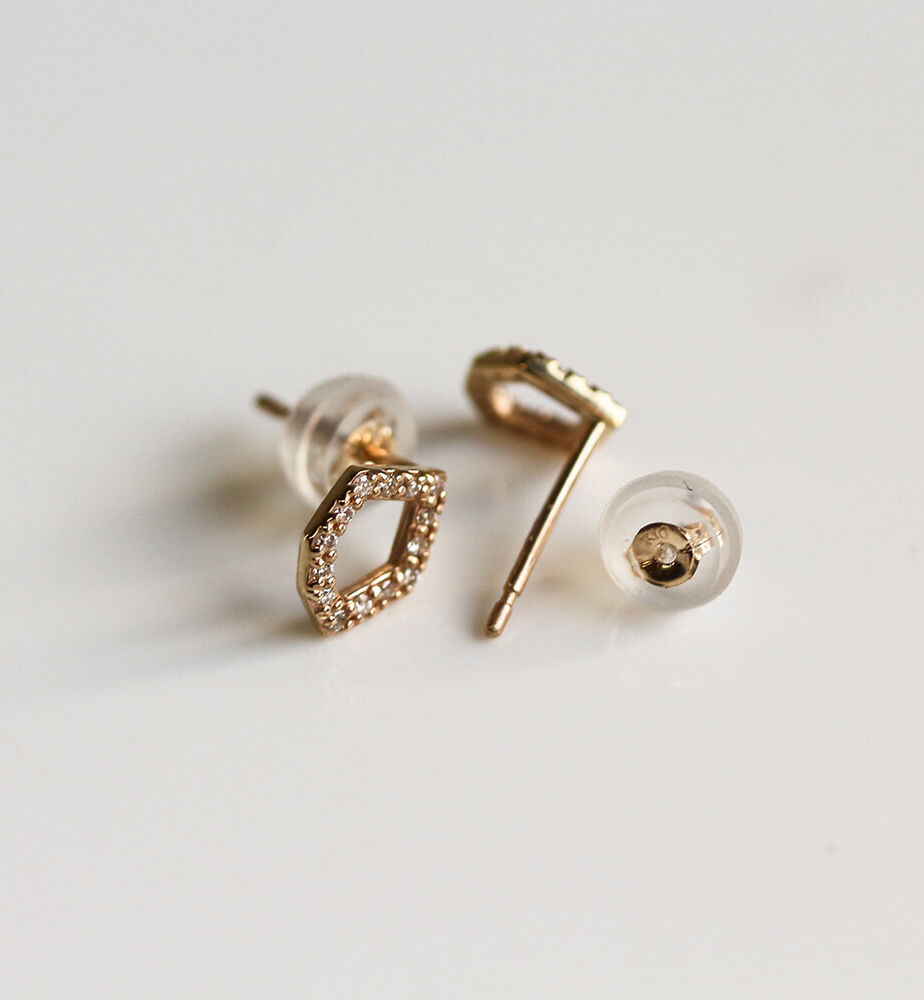  「ダイヤモンド ピアス | K10YG〈プラリネ〉〈世界最小〉」|ピアス|