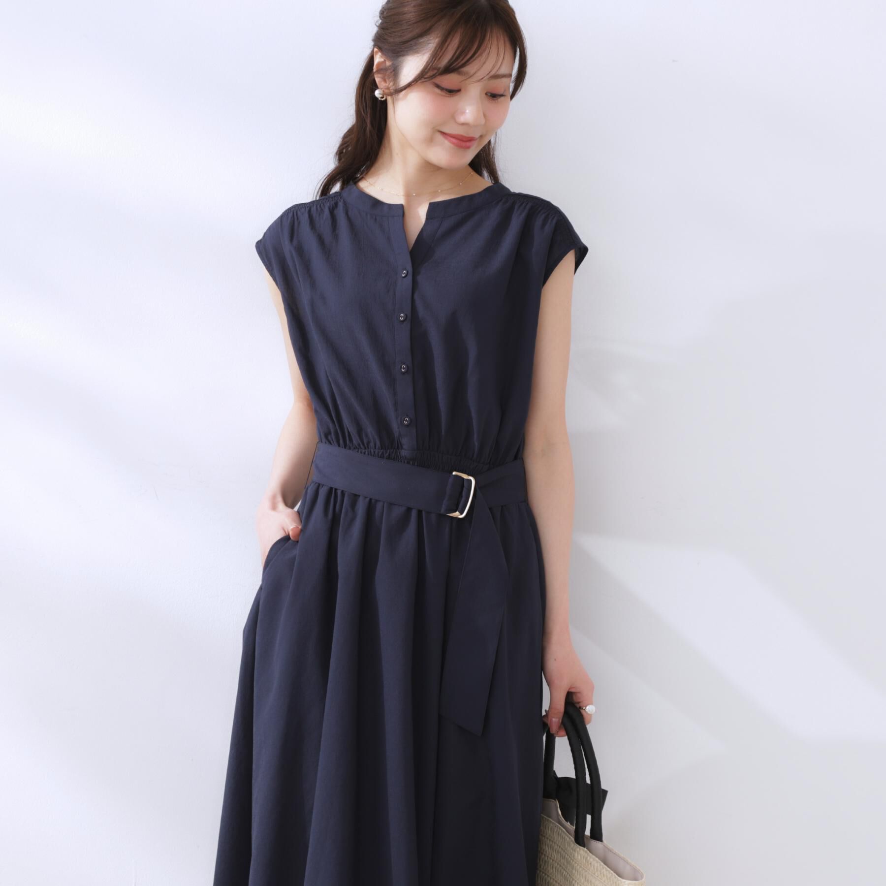 Couture broach「【ドライタッチ・しわになりにくい・通勤】麻調シャツワンピース」|ワンピース|ネイビー(094)