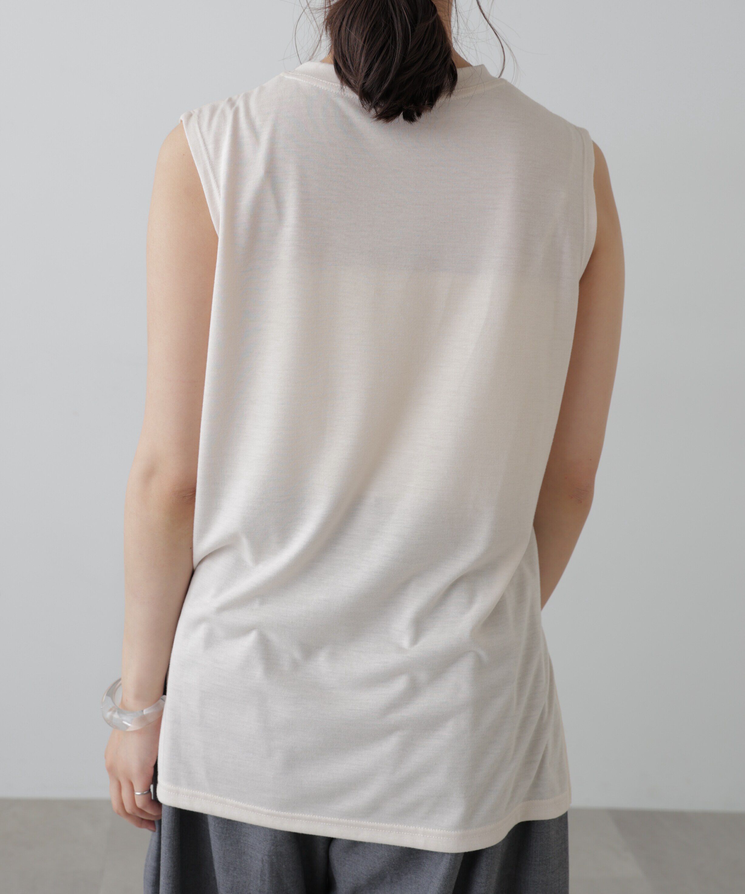  「サイドスリットタンクトップ」|Tシャツ・カットソー|