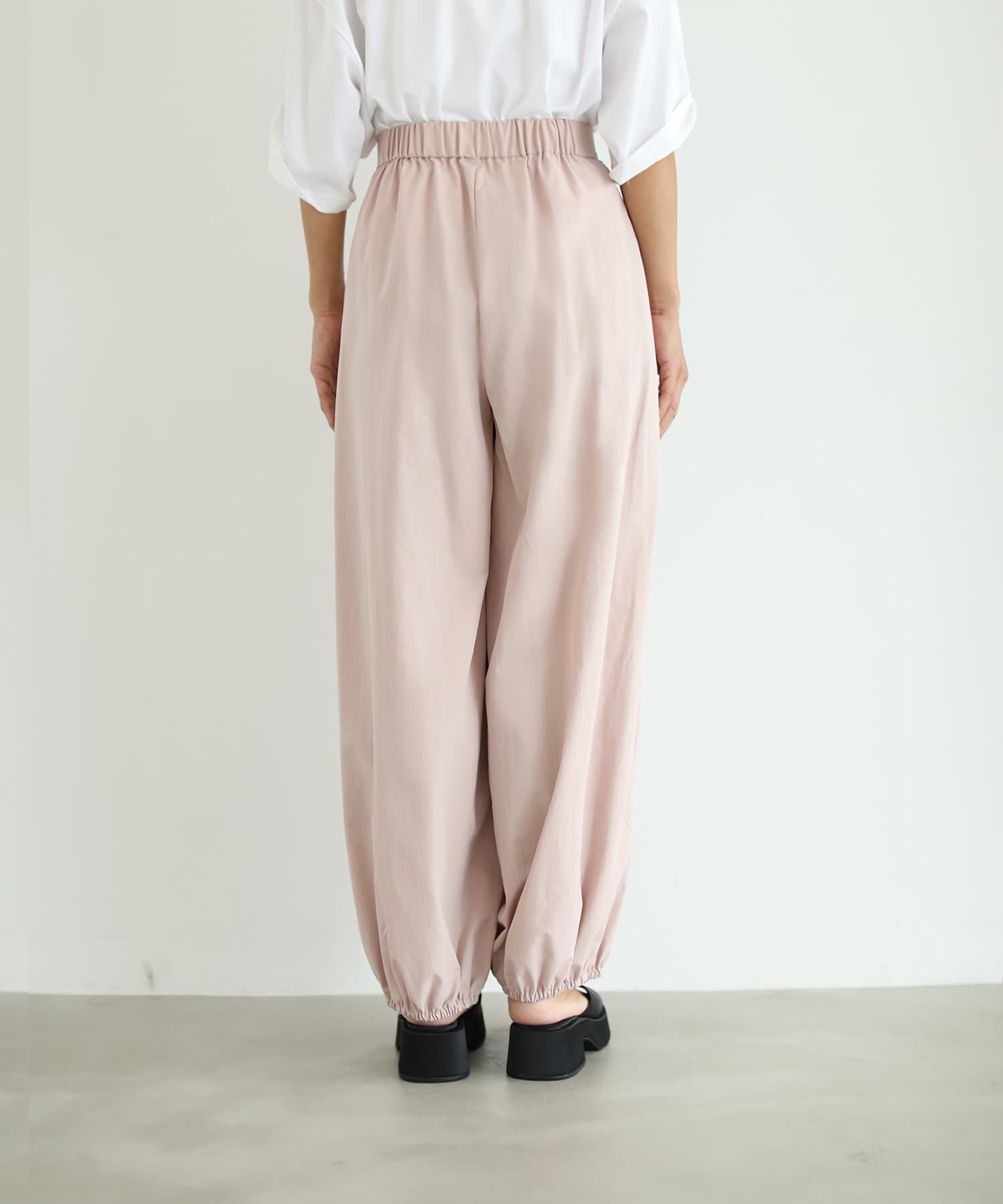 STYLE DELI「【selection】しなやかライトなタックパラシュートパンツ」|スラックス|