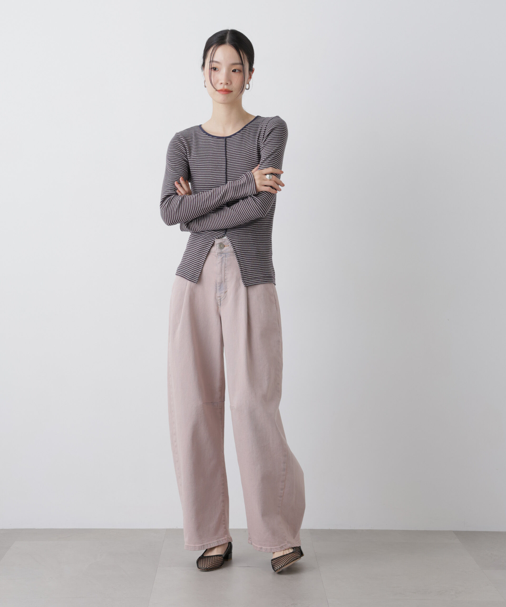 nano･universe「SOMETHING/HANA TUCK CURVE TAPERED」|チノ|