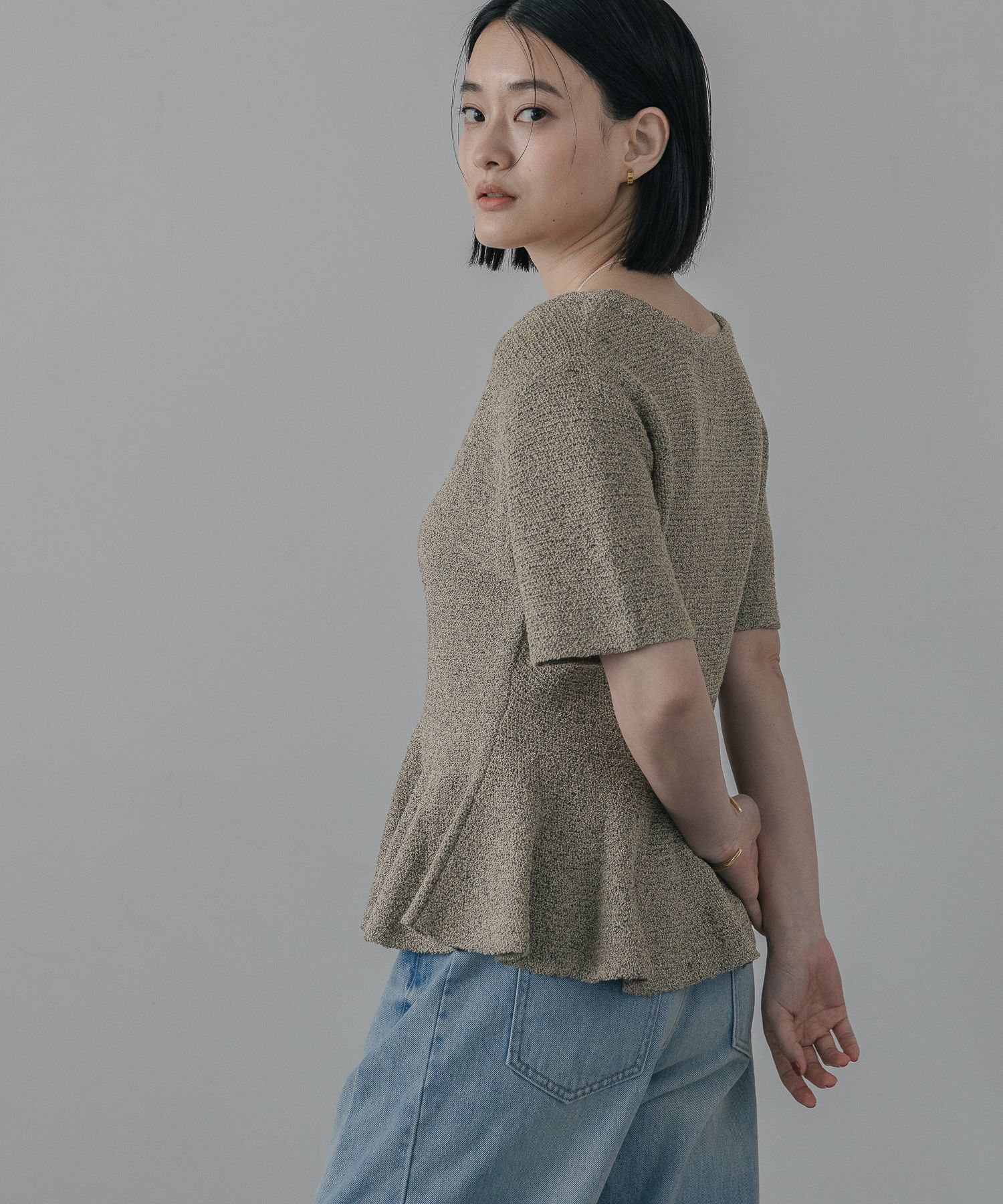 A part by 「【即完売シリーズ】ブークレペプラムカーディガン_5分袖」|ニット・セーター|