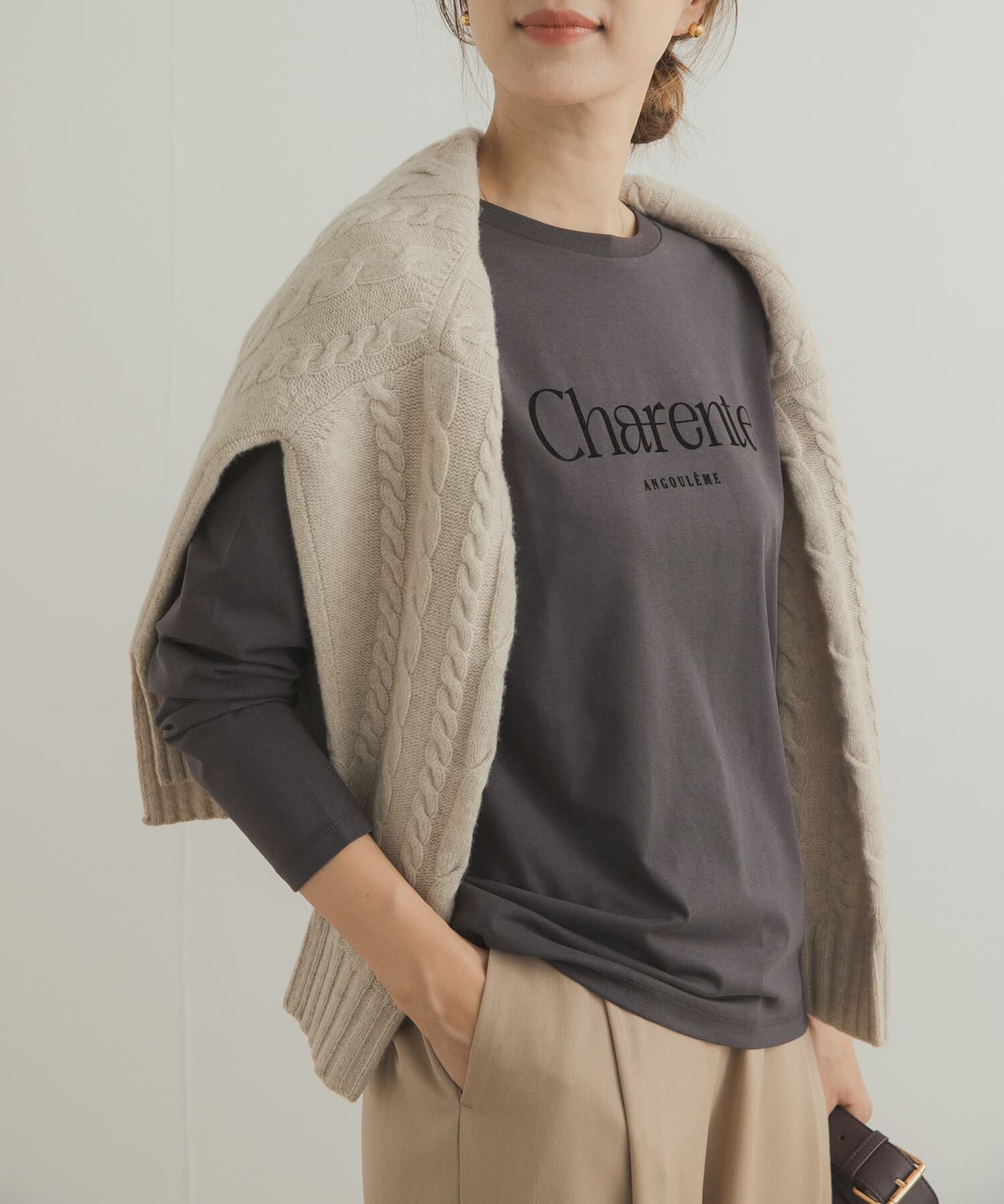 URBAN RESEARCH DOORS「フロッキーロゴプリントロングTシャツ」|Tシャツ・カットソー|