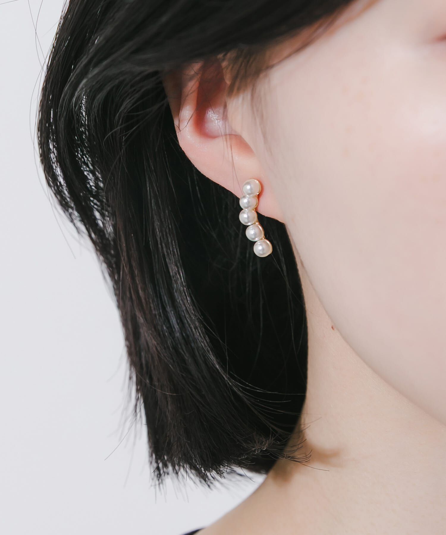 SMELLY「カーブラインパールピアス」|ピアス|