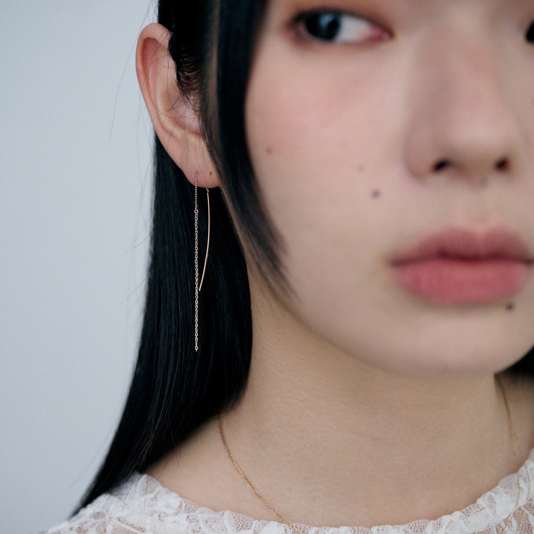 COCOSHNIK ONKITSCH「K10アーチバー スクリューチェーンピアス」|ピアス|