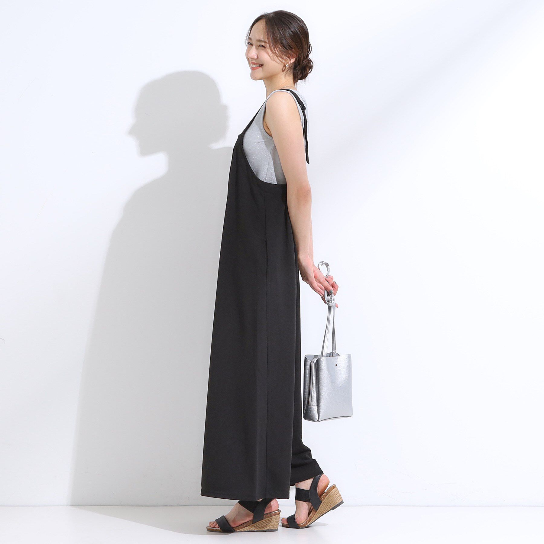 SHOO･LA･RUE「【洗える/S-LL】裏がサラサラ やわらか ギャザーサロペット」|オールインワン|