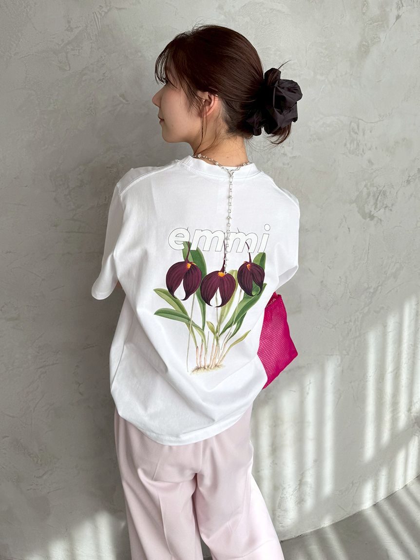 emmi atelier「【emmi&times;NYBG】グラフィックTシャツ」|Tシャツ・カットソー|