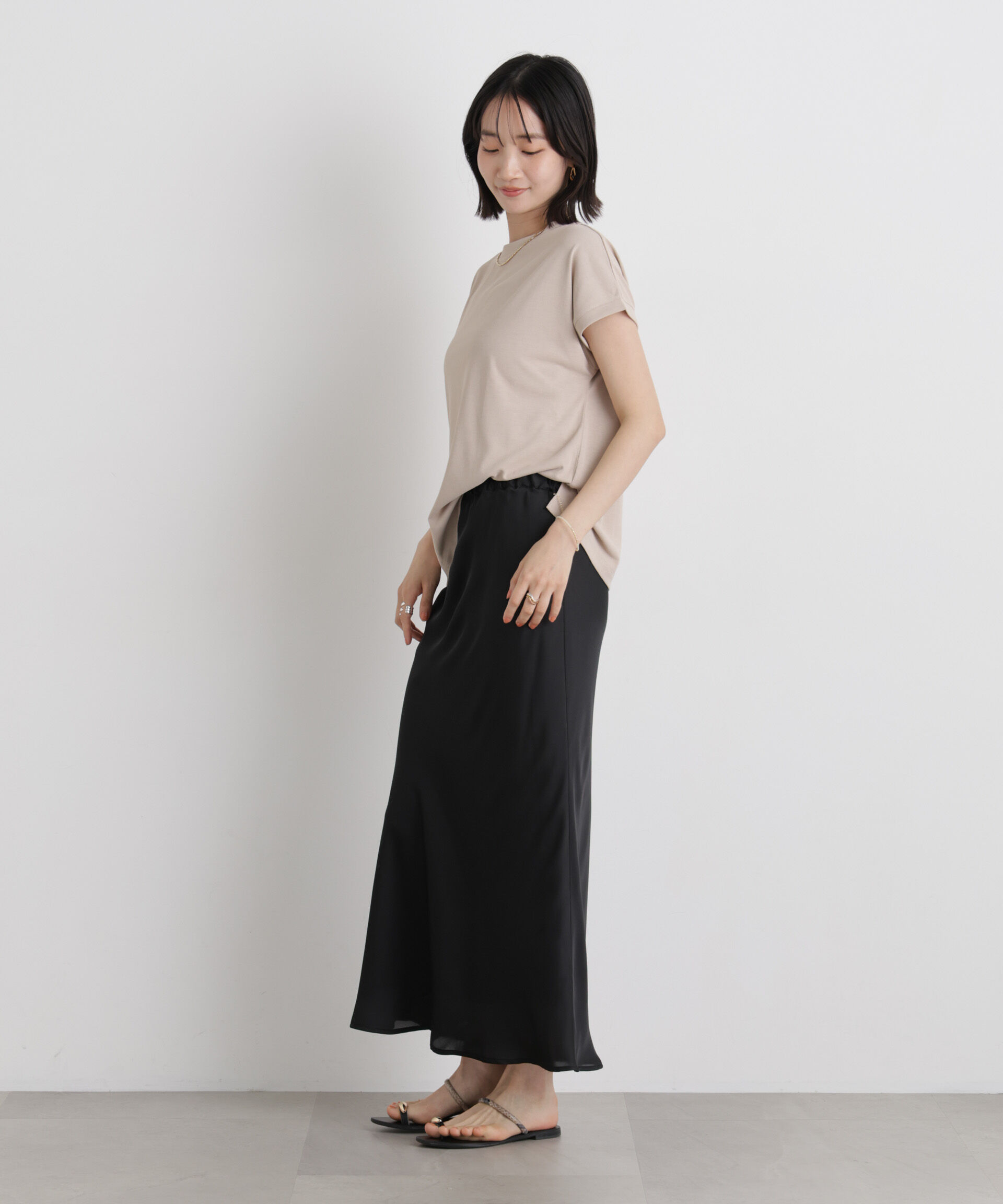 nano･universe「汗隠糸加工&多彩機能カットソー素材 ドルマンフレンチトップス」|Tシャツ・カットソー|