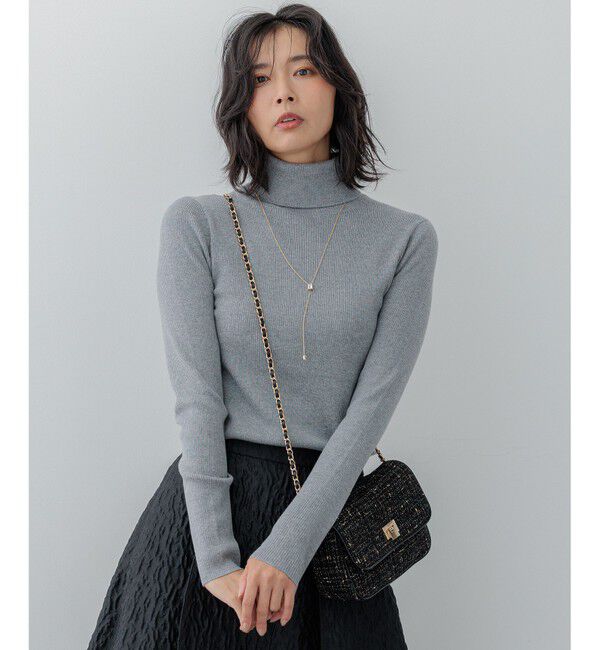23区「【Oggi1月号/CLASSY.11月号掲載】ウーステッドウール リブタートルネック ニット」|ニット・セーター|ﾗｲﾄｸﾞﾚ