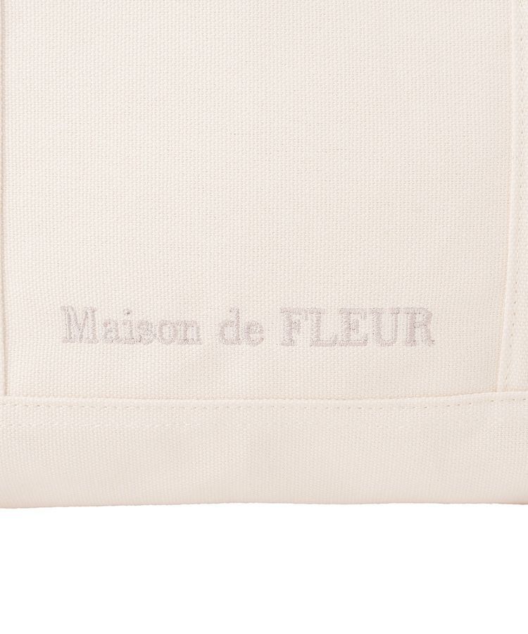 Maison de FLEUR「【Mサイズ/機能性バッグ/A4対応】マルチポケット帆布トートMバッグ」|トートバッグ|