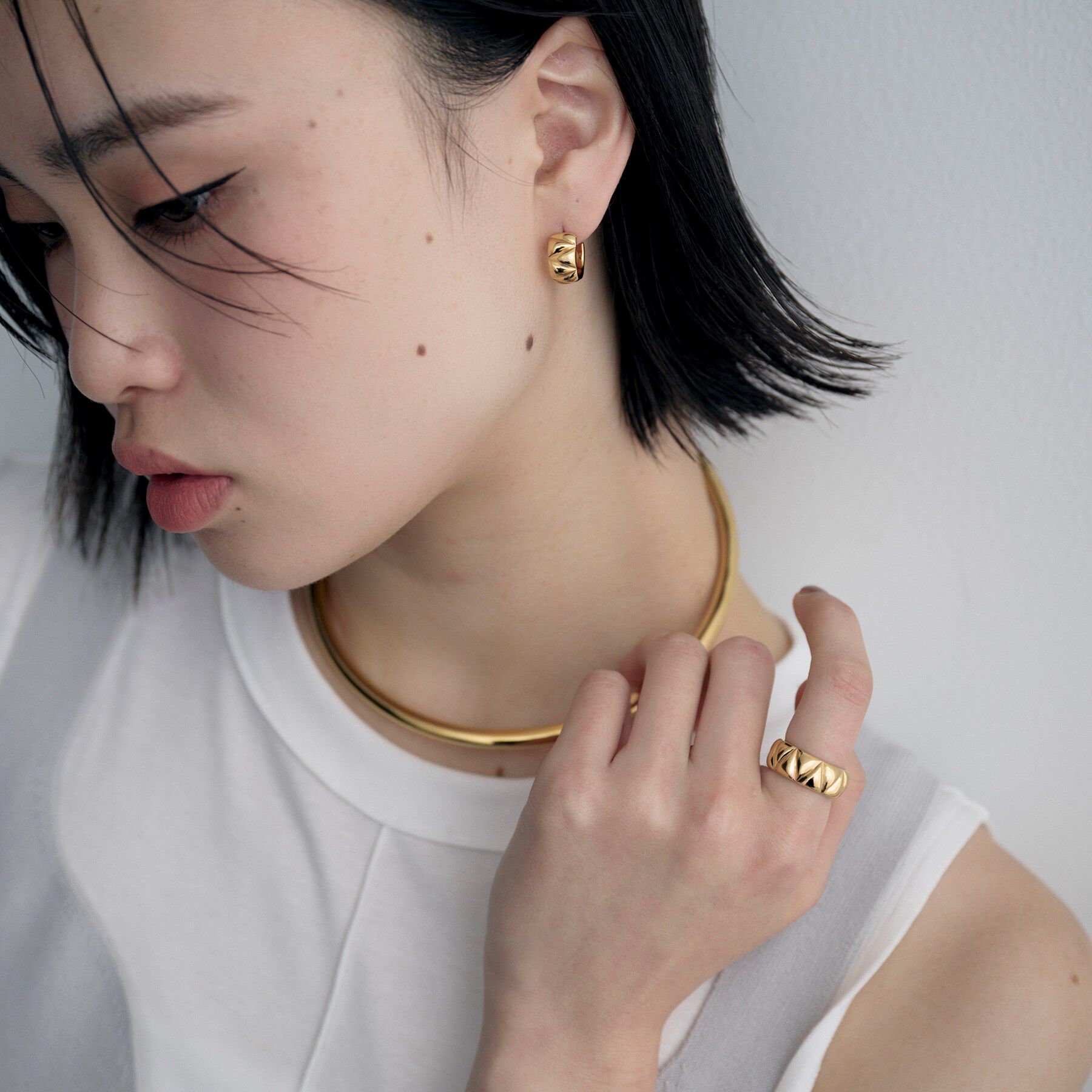 COCOSHNIK ONKITSCH「シルバー キルトフープピアス GP」|ピアス|
