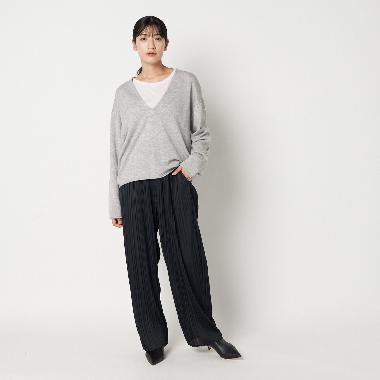 HELIOPOLE「HELIOPOLE PLEATED PANTS」|チノ|