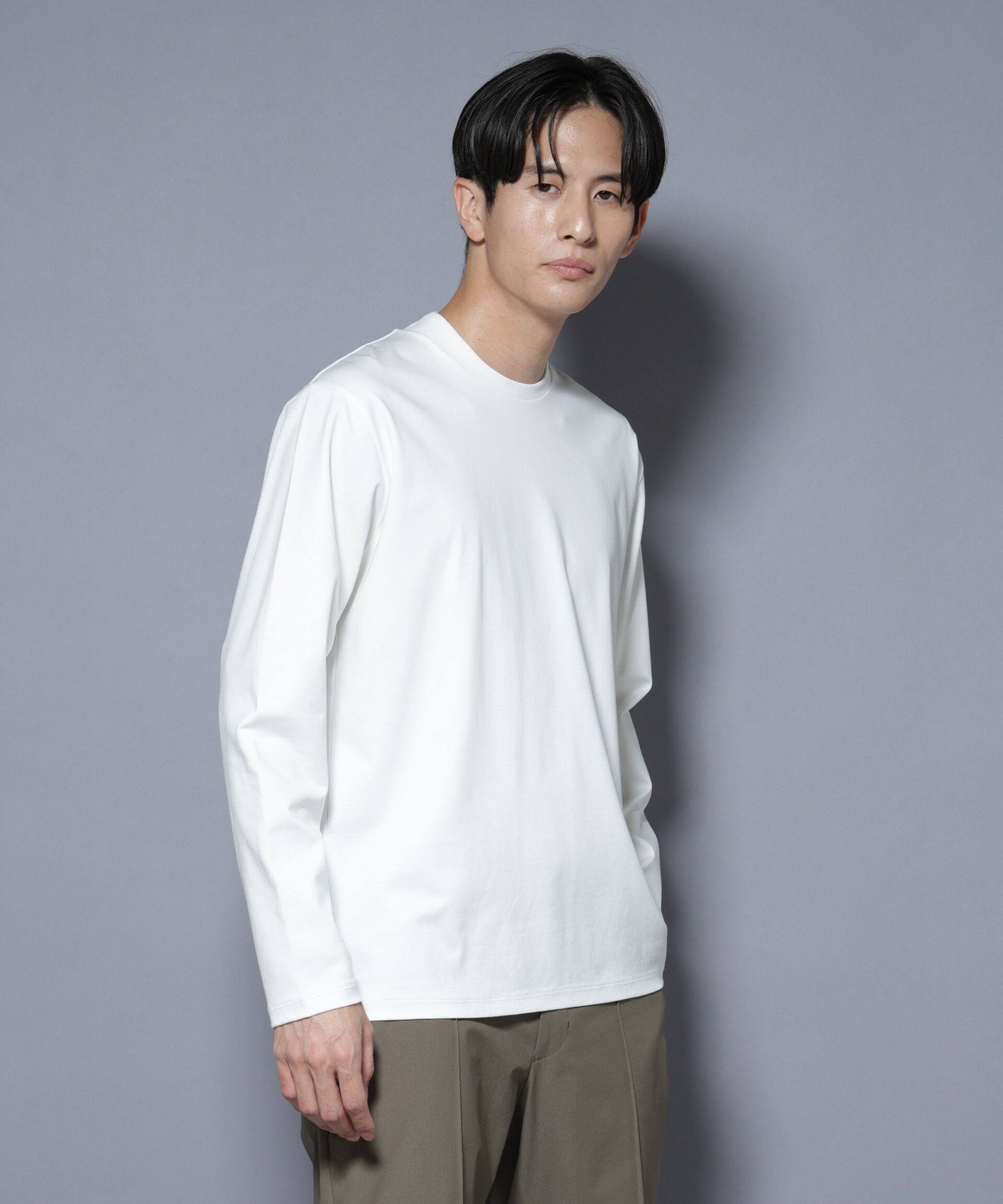 nano･universe「ジャケT(R) プレミアム クルーネック 長袖」|Tシャツ・カットソー|ホワイト