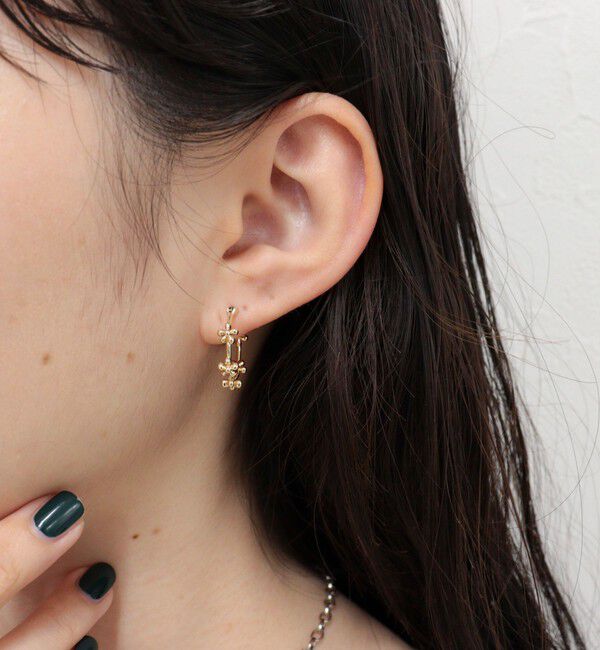 fredy emue「5輪花リングピアス」|ピアス|