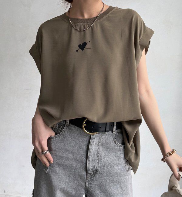  「【WEB限定】ハートバックロゴプリントTEE」|Tシャツ・カットソー|