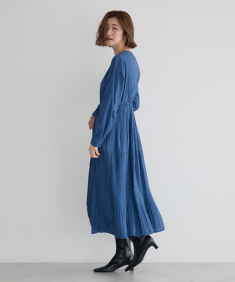YECCA VECCA「ラインボタニカル柄プリーツワンピース」|ワンピース|