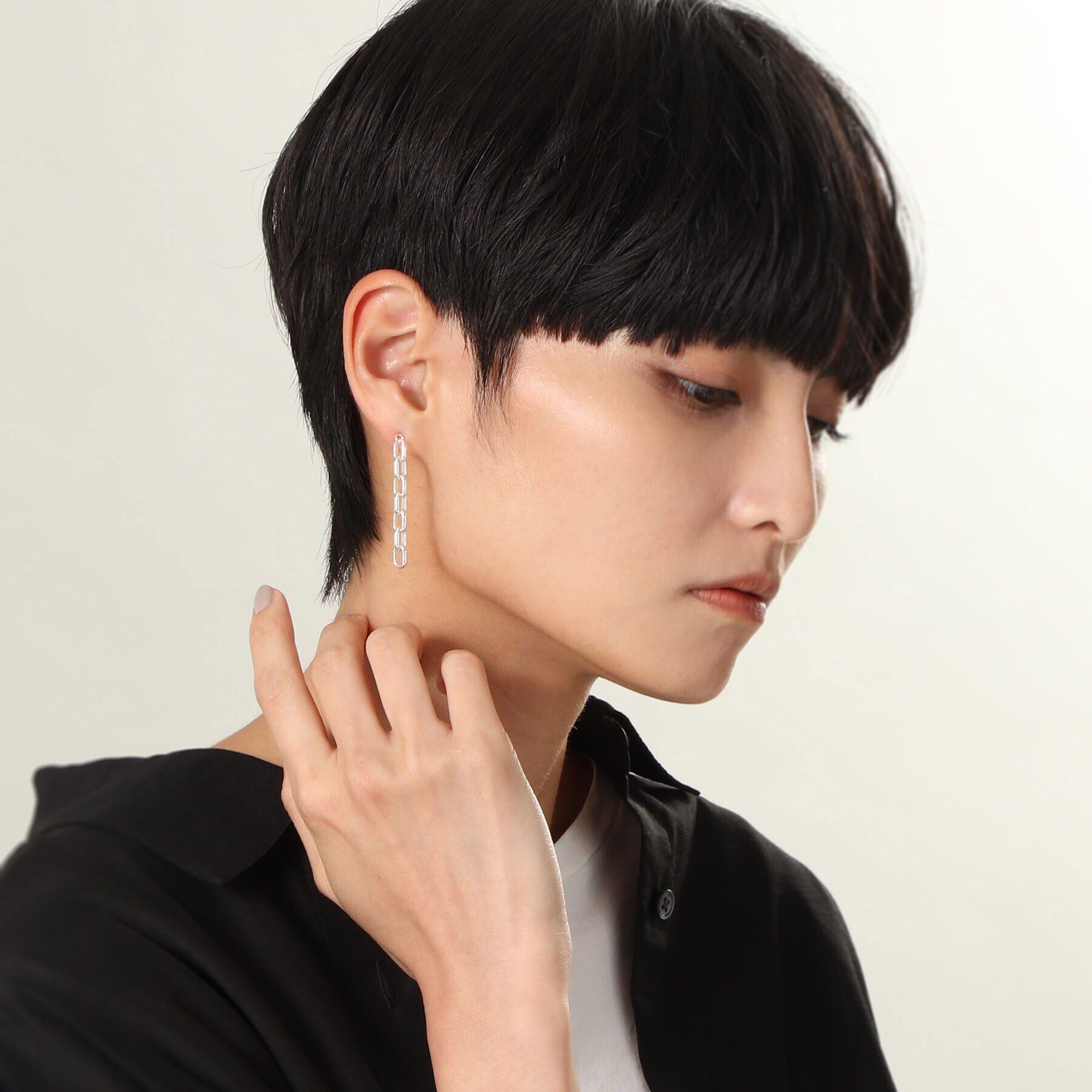 COCOSHNIK ONKITSCH「シルバー ドームチェーン ストレートピアス」|ピアス|