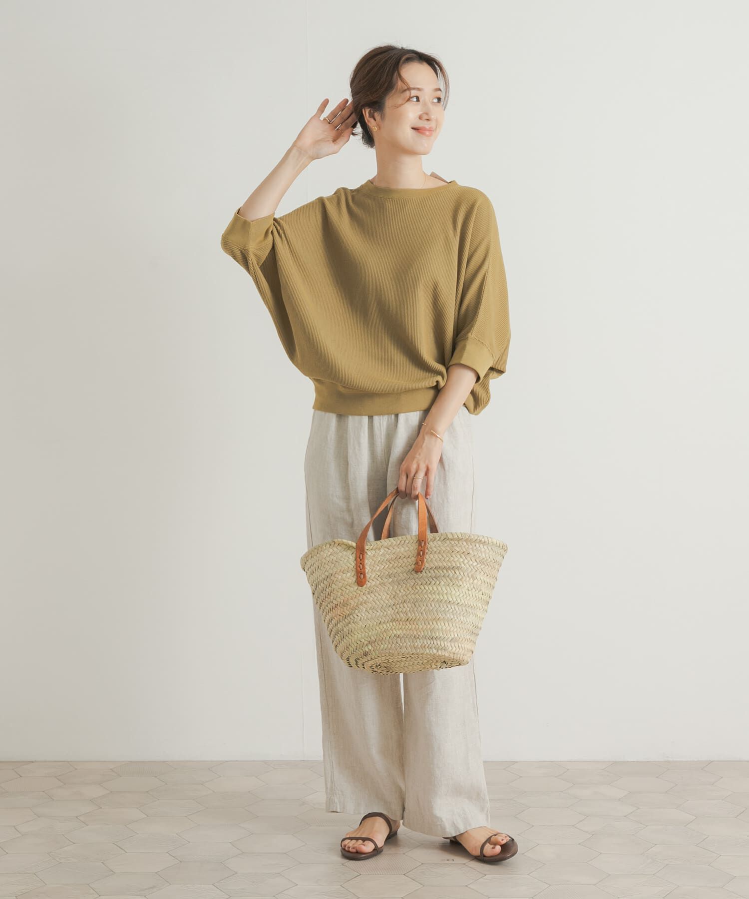 URBAN RESEARCH DOORS「タックフライスワイドTシャツ」|Tシャツ・カットソー|