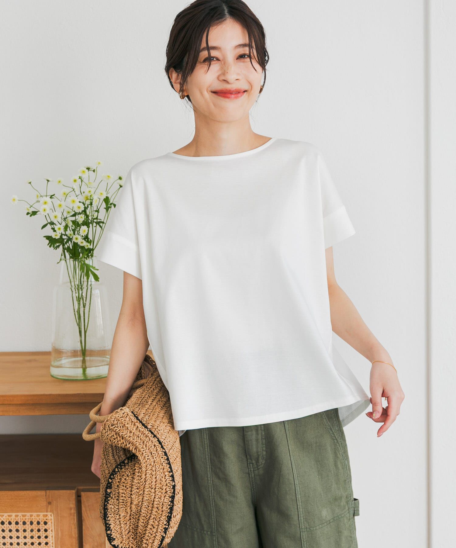 URBAN RESEARCH DOORS「『仁村紗和さん着用』『UR TECH』サマシェアバックデザインプルオーバー」|Tシャツ・カットソー|