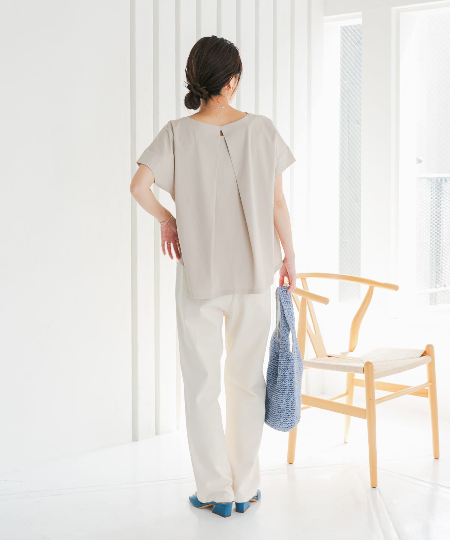 URBAN RESEARCH DOORS「『仁村紗和さん着用』『UR TECH』サマシェアバックデザインプルオーバー」|Tシャツ・カットソー|