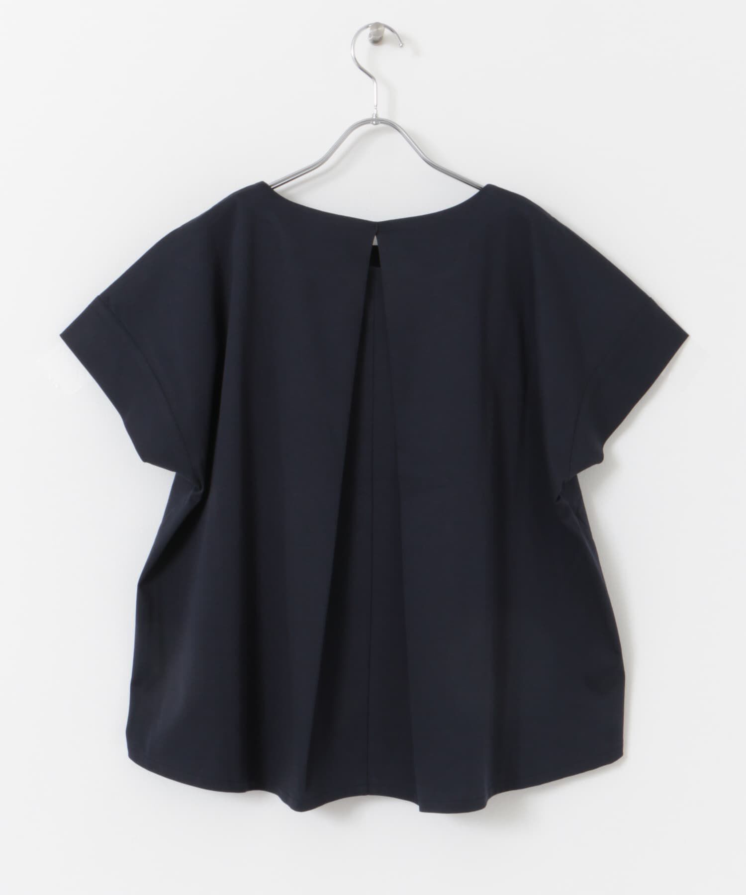URBAN RESEARCH DOORS「『仁村紗和さん着用』『UR TECH』サマシェアバックデザインプルオーバー」|Tシャツ・カットソー|