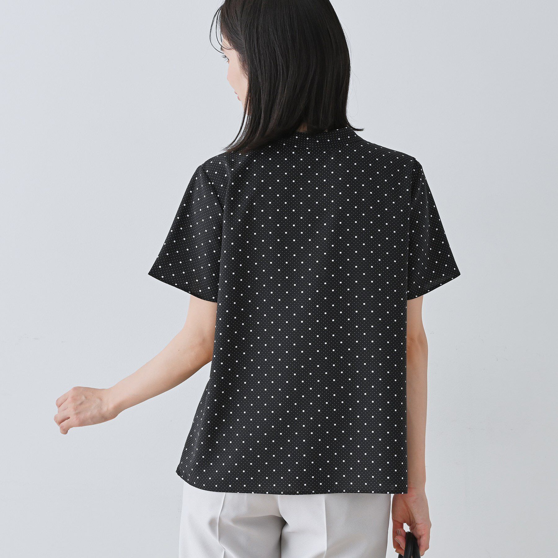 INDIVI「【通勤／きれいめ】柄ボウタイブラウス」|シャツ・ブラウス|