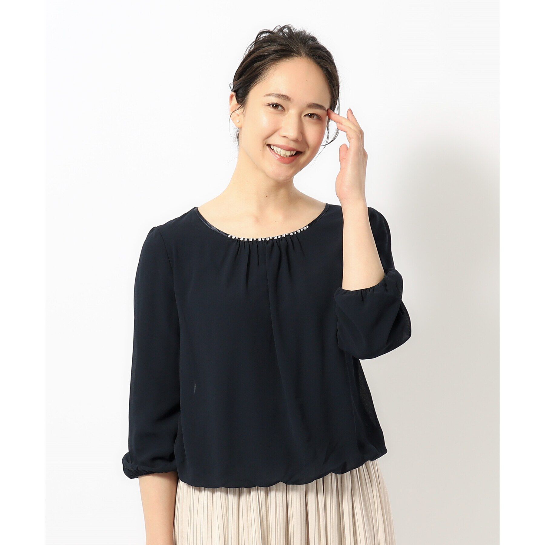 SHOO･LA･RUE「【洗える】ビジュー付きブラウス」|シャツ・ブラウス|