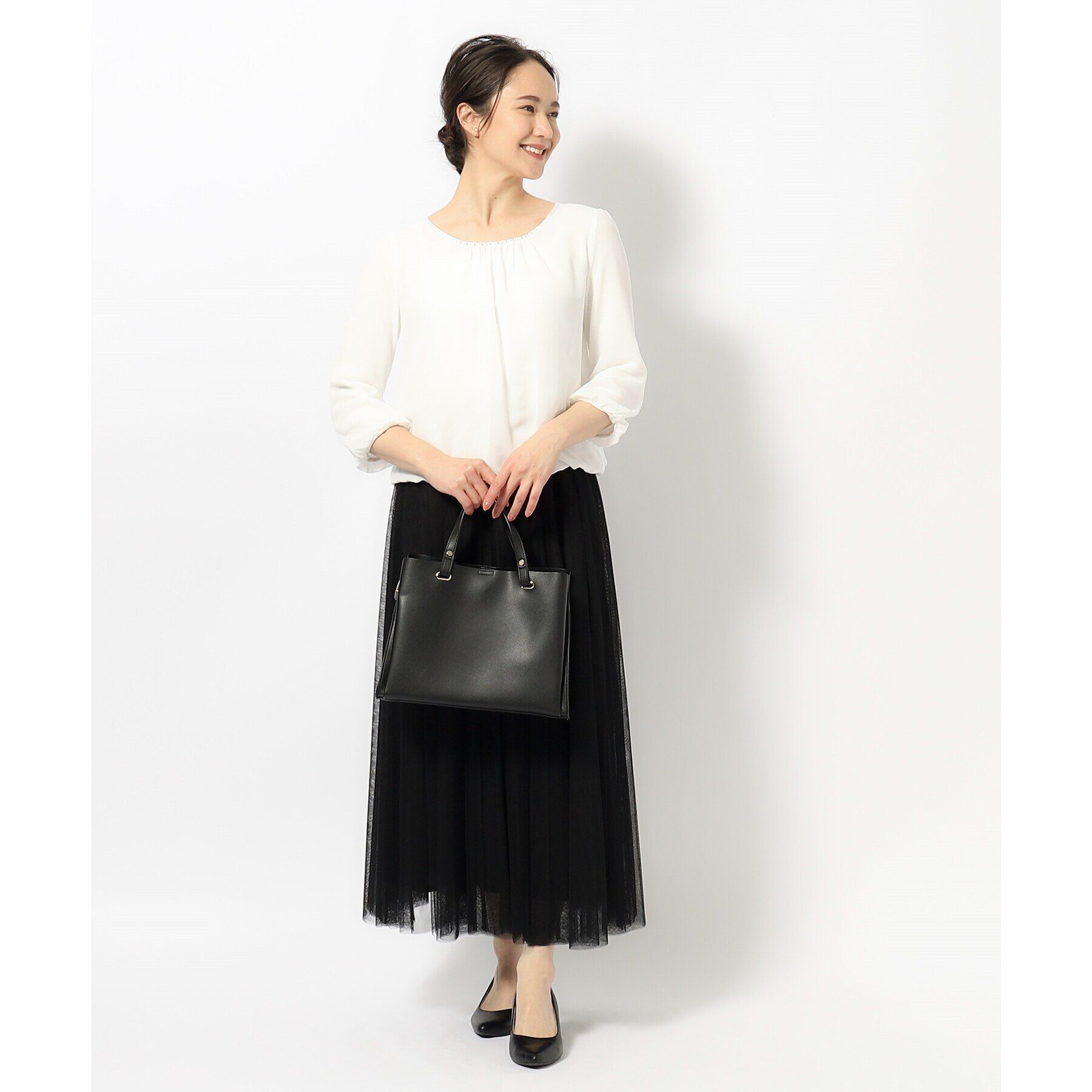 SHOO･LA･RUE「【洗える】ビジュー付きブラウス」|シャツ・ブラウス|