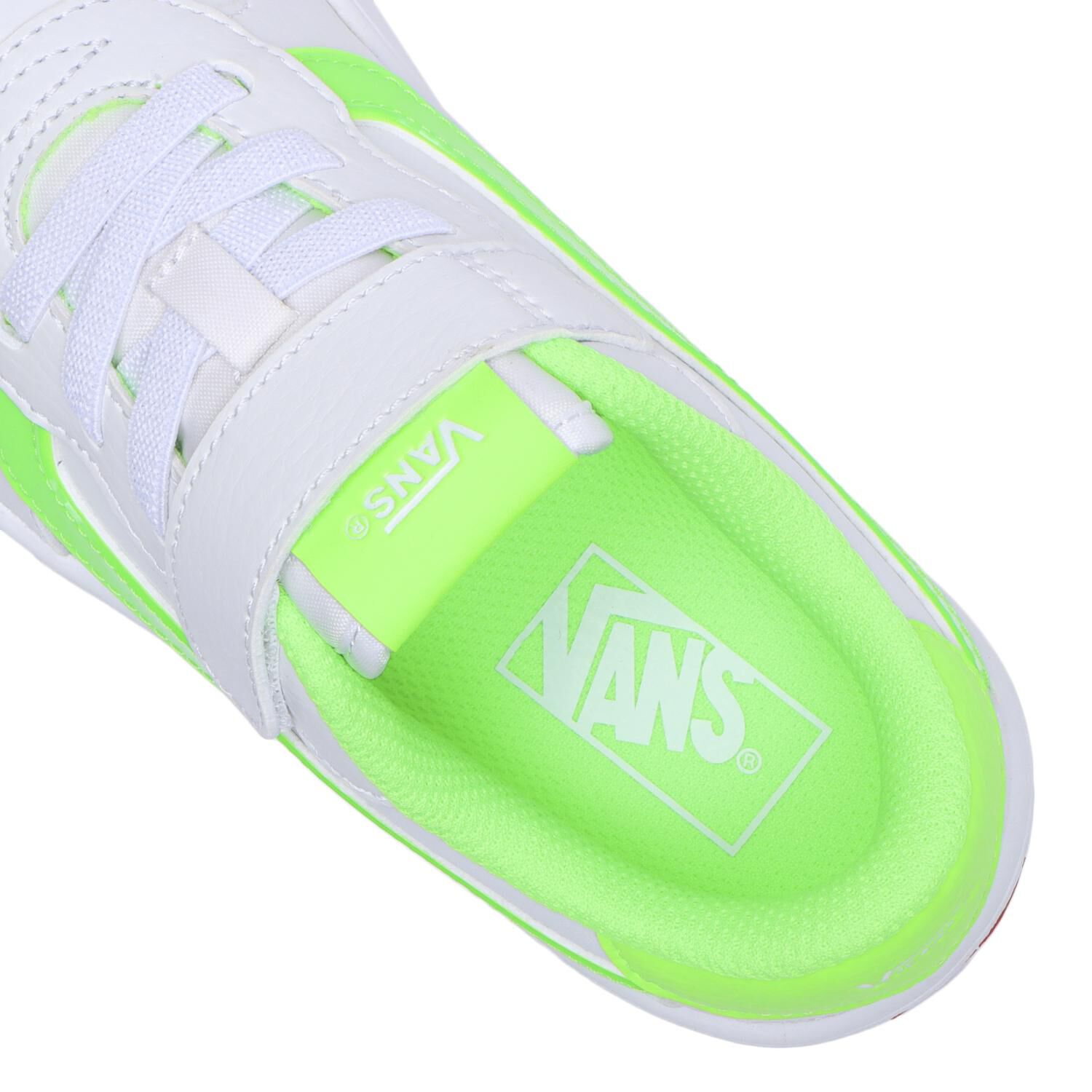 VANS「【VANS】17-22 BRAVO」|スニーカー|