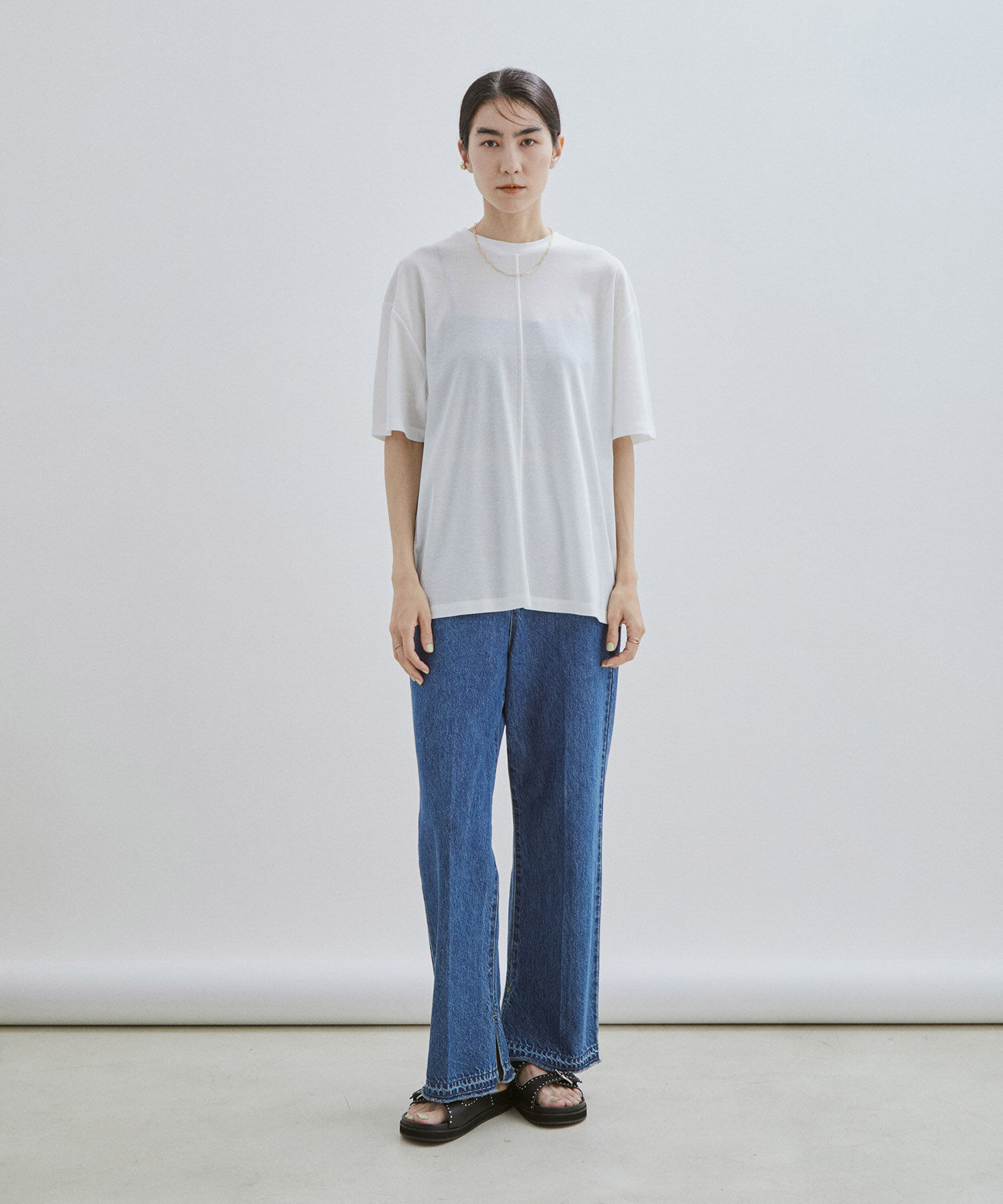 SALON adam et rope'「【WEB限定】【接触冷感・吸水速乾】バックスリットシアーTシャツ」|Tシャツ・カットソー|