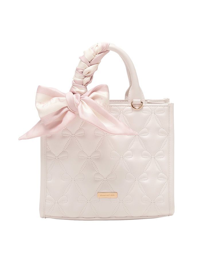 Maison de FLEUR「スカーフ付きリボンキルティング2Wayスクエアトート」|ハンドバッグ|