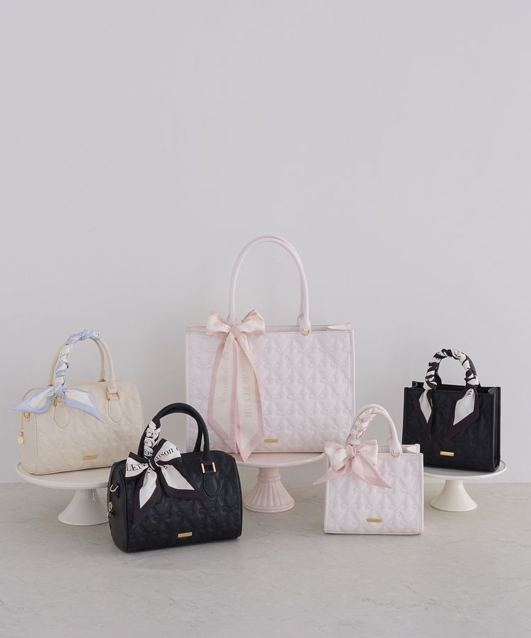 Maison de FLEUR「スカーフ付きリボンキルティング2Wayスクエアトート」|ハンドバッグ|