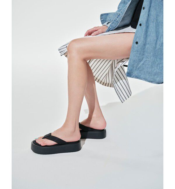 UNITED ARROWS「＜PIPPICHIC＞WOLVERINE PLT トングサンダル」|サンダル|