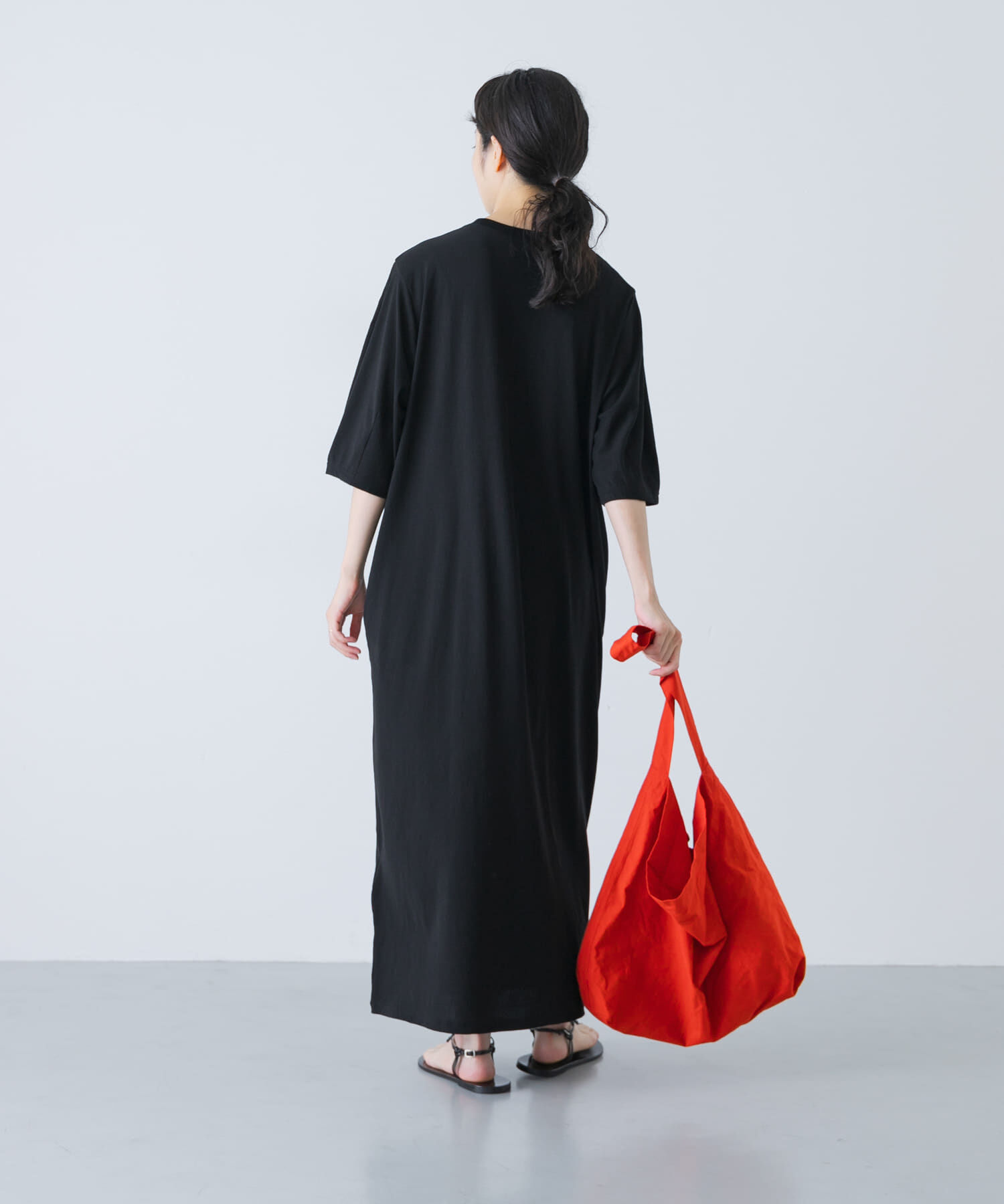 かぐれ「『2サイズ展開』コクーンスリーブストレートワンピース」|ワンピース|