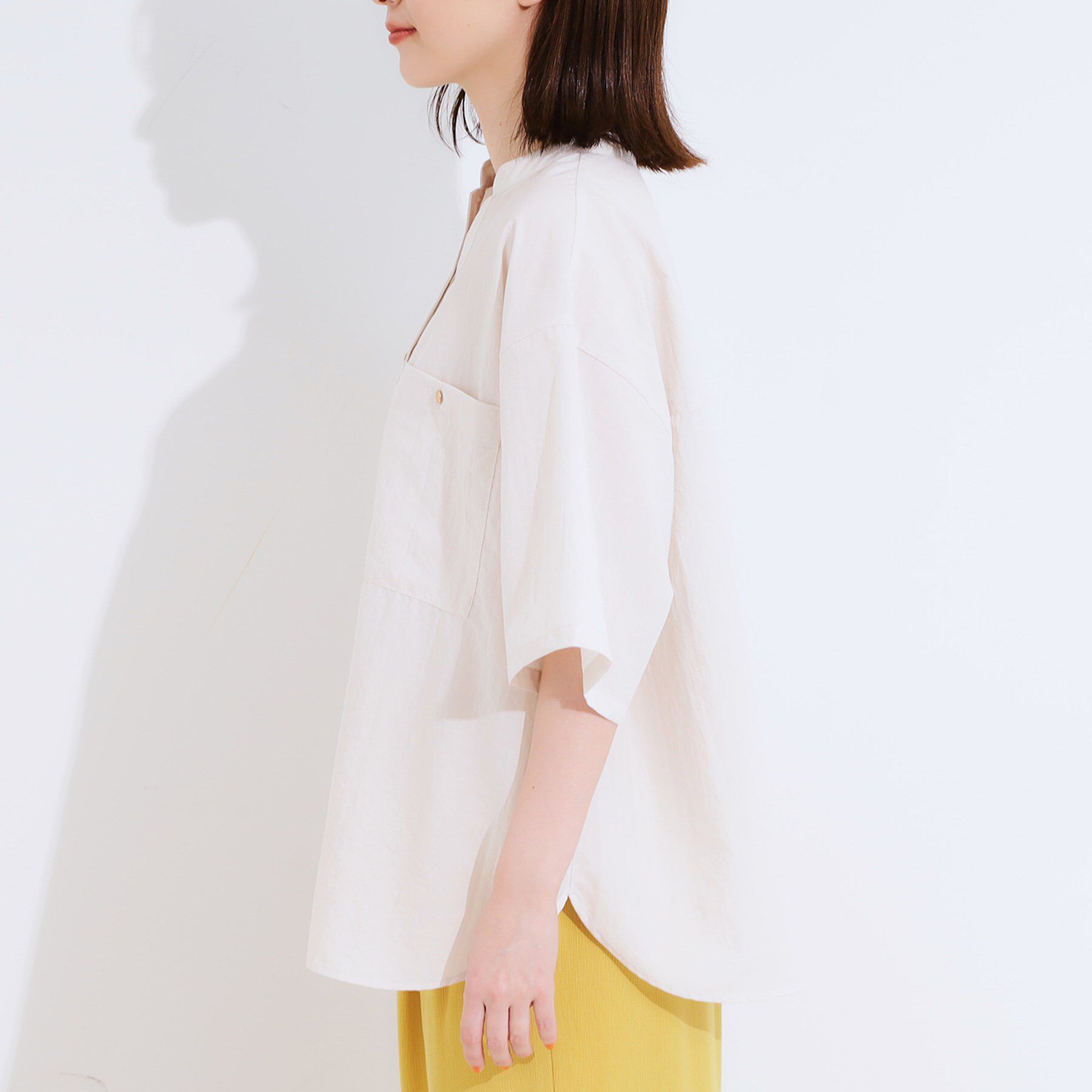 SHOO･LA･RUE「【S-LL】大人の抜け感 ビックポケット Vネックシャツ」|シャツ・ブラウス|