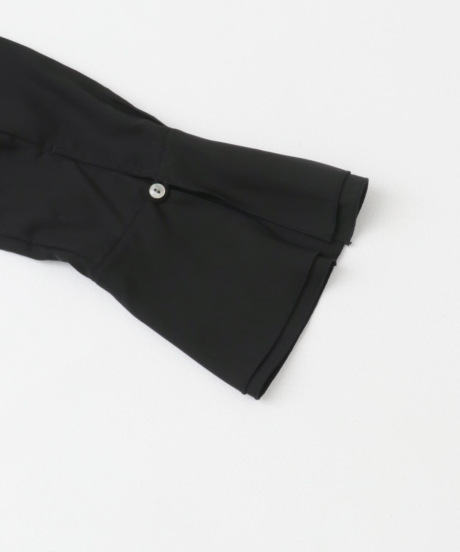 URBAN RESEARCH ROSSO「バックリボンダブルカフスブラウス」|シャツ・ブラウス|